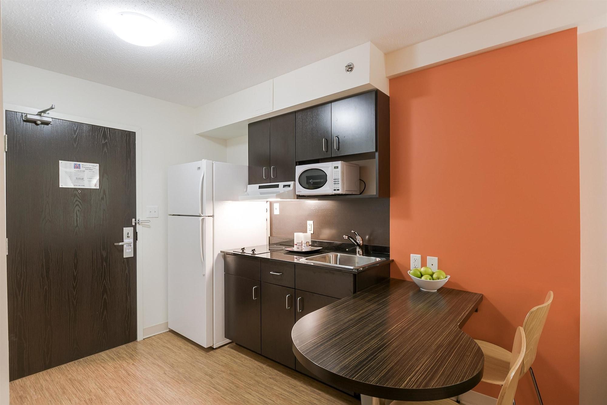 Motel 6-Brandon, Mb Exterior photo