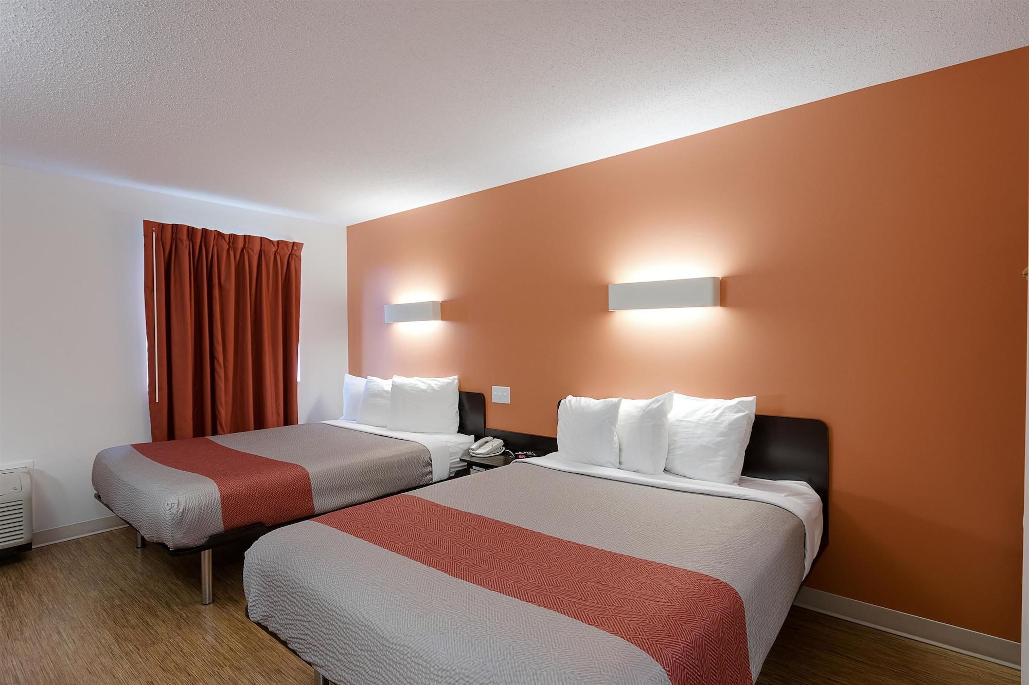 Motel 6-Brandon, Mb Exterior photo
