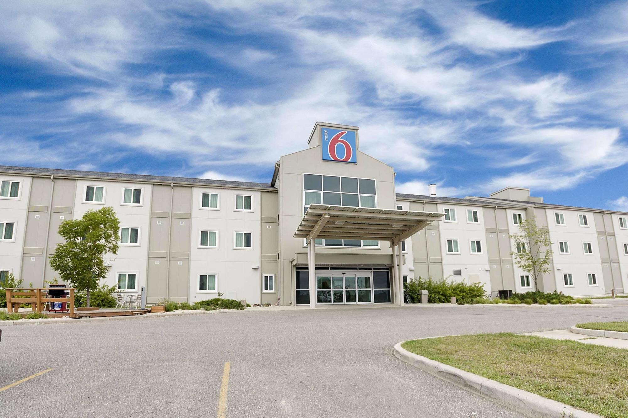 Motel 6-Brandon, Mb Exterior photo